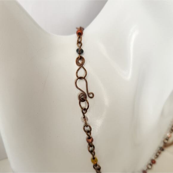 Antique Brass Wire Heart Pendant Beaded Chain Link Necklace - Picture 5 of 10